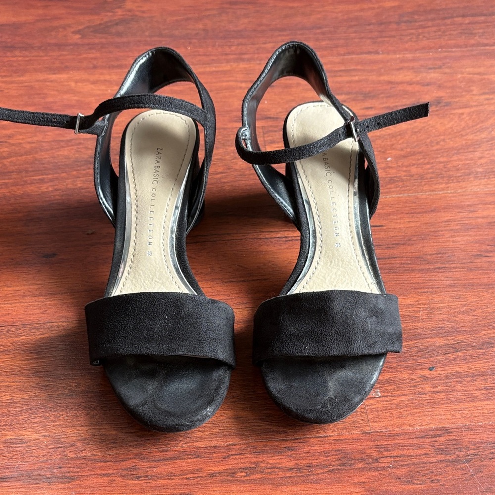Zara Black Suede Heels